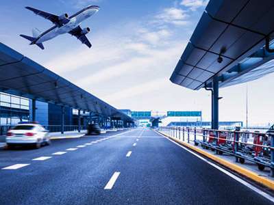 foto dell'aeroporto di Falconara durante un transfer privato